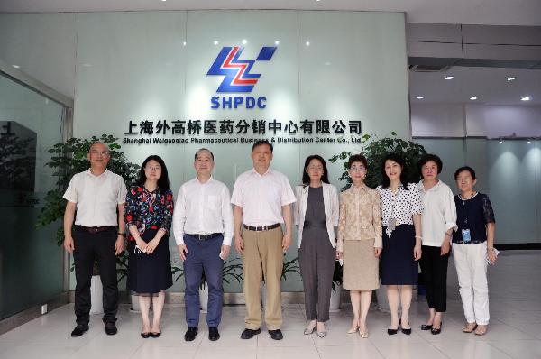 上海自貿(mào)區(qū)管委會副主任、保稅區(qū)管理局局長章曦一行赴外醫(yī)銷調(diào)研